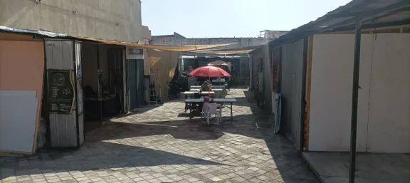 Solo 10 comerciantes resisten en Mercado Central de La Serena