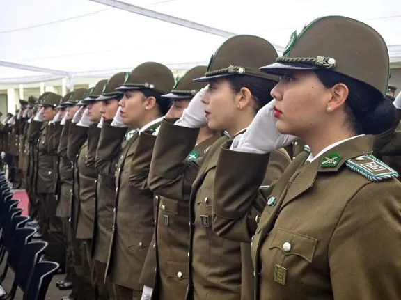 93 mujeres se gradúan en Escuela de Carabineros de Ovalle