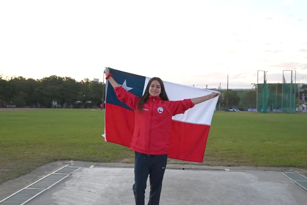 María Paz Barrera hace historia en Paraguay con récord y oro para Chile