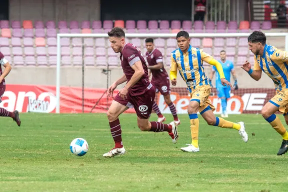 Ángelo Henríquez, Delantero de CD La Serena: “Somos los jugadores quienes debemos sacar la campaña adelante”