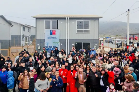 158 familias de La Serena adquieren viviendas en Renacer Oriente 158 familias de La Serena adquieren viviendas en Renacer Oriente
