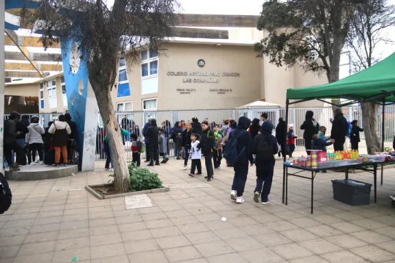 Ola de robos preocupa a apoderados en colegios de Las Compañías Ola de robos preocupa a apoderados en colegios de Las Compañías