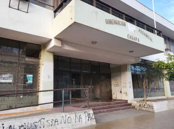 Edificio abandonado en Illapel por 27 años