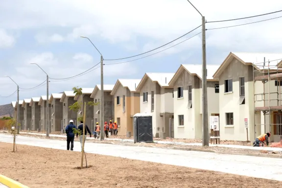 Crisis de la vivienda en La Serena despierta críticas por falta de fondos Crisis de la vivienda en La Serena despierta críticas por falta de fondos