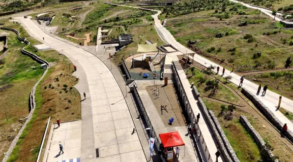 Parque Cerro Grande: Bikepark, Juegos y Muros de Escalada