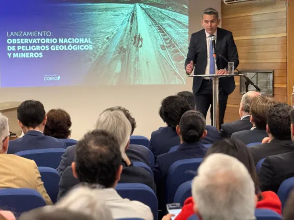 Sernageomin presenta Observatorio Nacional de Peligros Geológicos y Mineros
