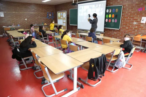 Desinterés creciente por estudiar pedagogía debido a nuevas exigencias laborales