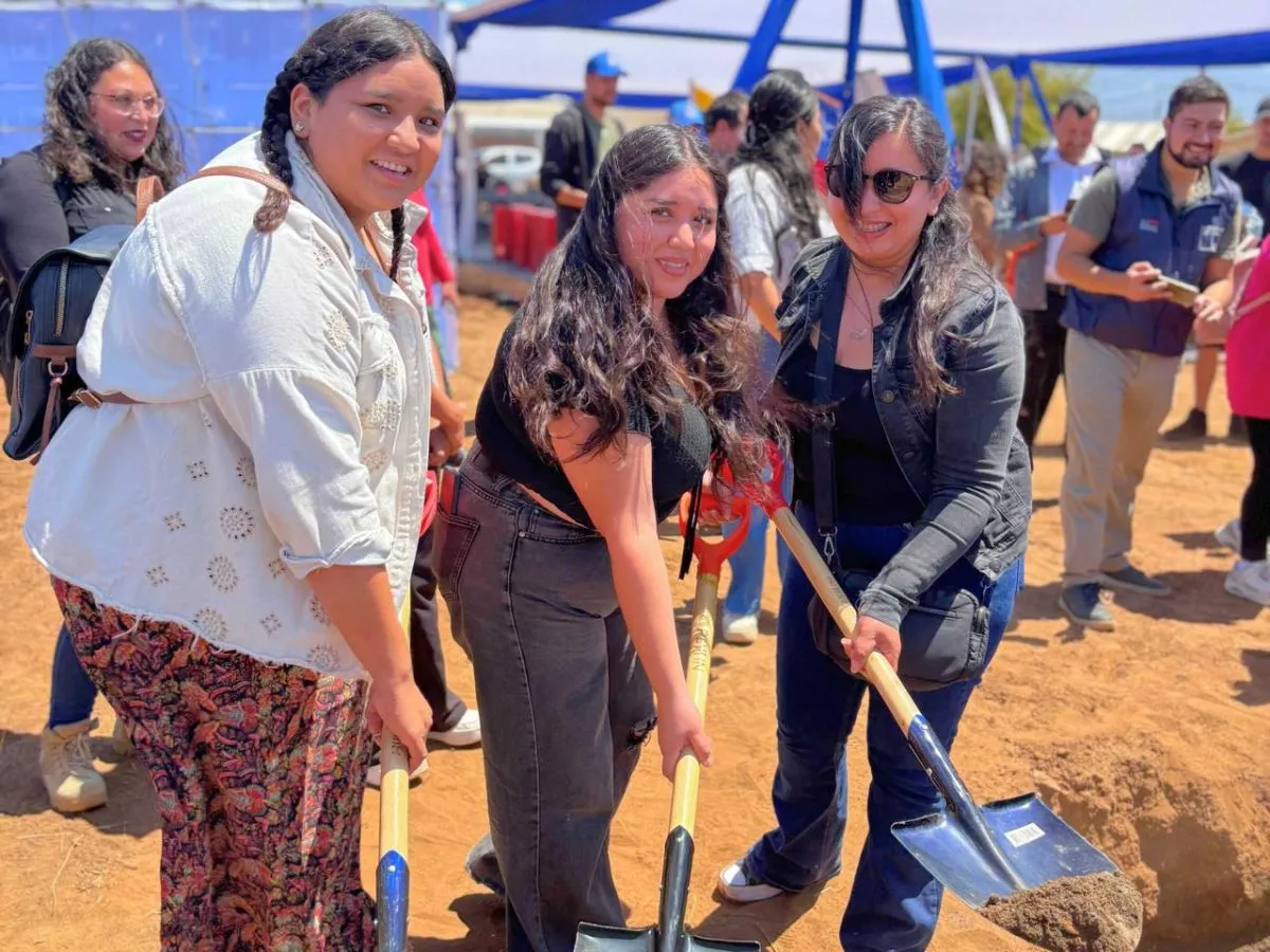 Comienza construcción de 140 viviendas en Ovalle