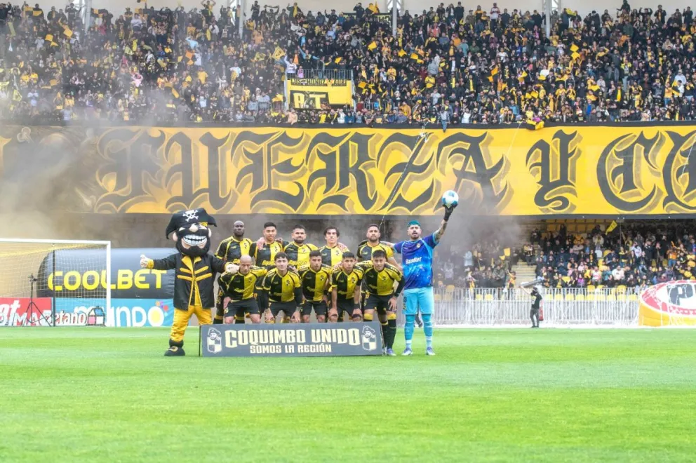 Coquimbo Unido recibirá a Colo Colo en el fortín de El Llano, uno de los encuentros de mayor importancia en la temporada 2025 para el cuadro local./ CRISTIAN SILVA