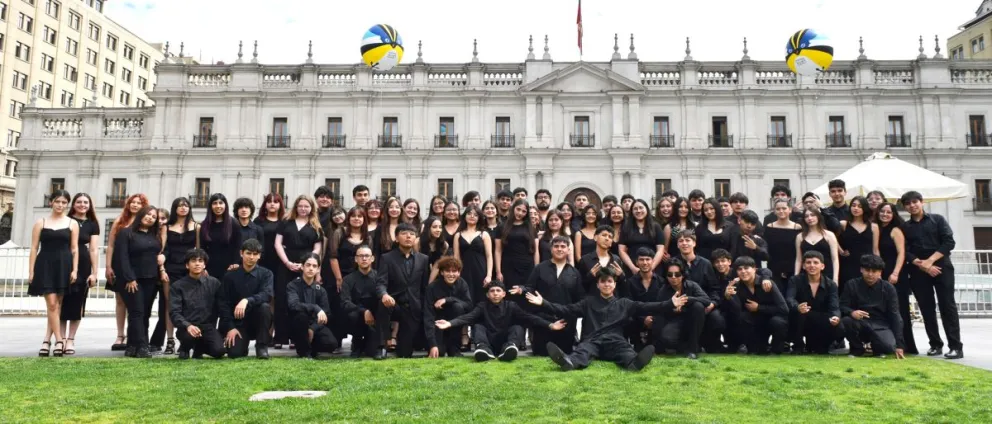 Orquesta Sinfónica Juvenil Jorge Peña Hen  prepara concierto en el Centro Cultural La Moneda