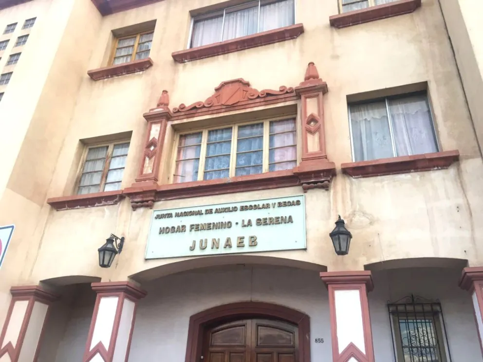 Previo a la pandemia, la institución atendía a entre 120 y 180 niñas y jóvenes. Actualmente, sin embargo, la nómina no supera las 15 estudiantes./ EL DÍA