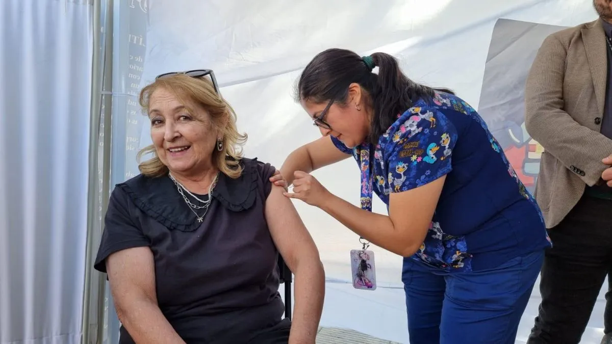 Vacunación contra influenza sigue disponible ante aumento de casos