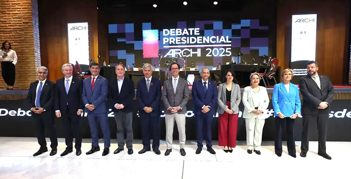 Debate ARCHI con menciones a Dominga y candidatos presidenciales Debate ARCHI con menciones a Dominga y candidatos presidenciales
