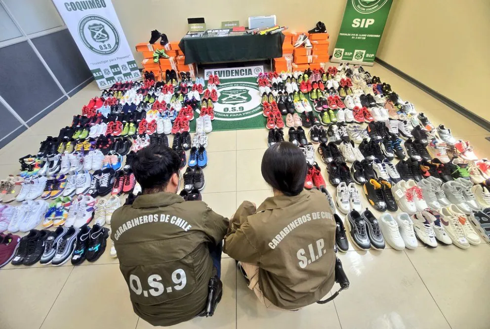 Barberías eran la fachada: extranjeros tenían tienda clandestina de zapatillas falsificadas