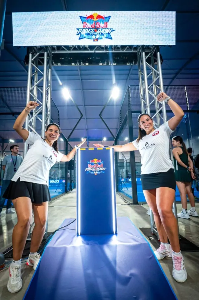 Dupla ovallina se corona campeona mundial en torneo Red Bull Padel Dash
