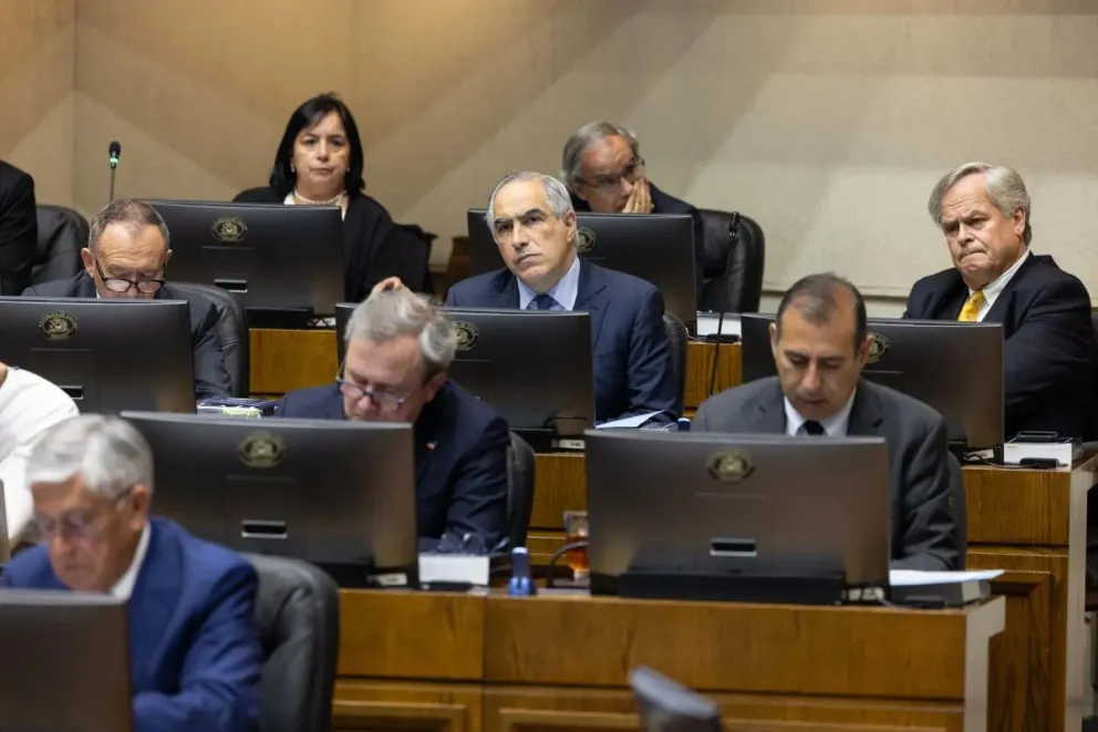 Destitución de juez Ulloa reabre debate sobre corrupción en el Poder Judicial