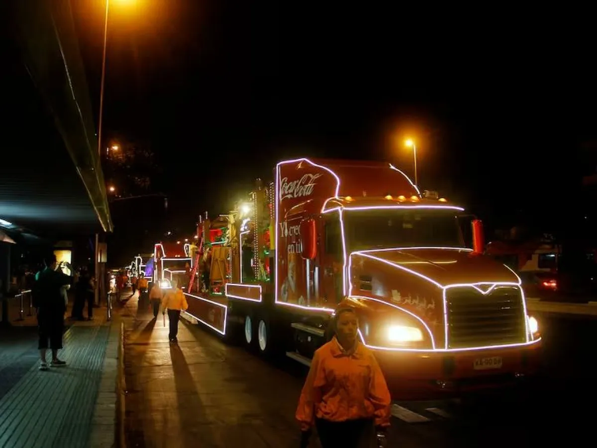 Caravana Navideña de Coca-Cola llega a Coquimbo Caravana Navideña de Coca-Cola llega a Coquimbo