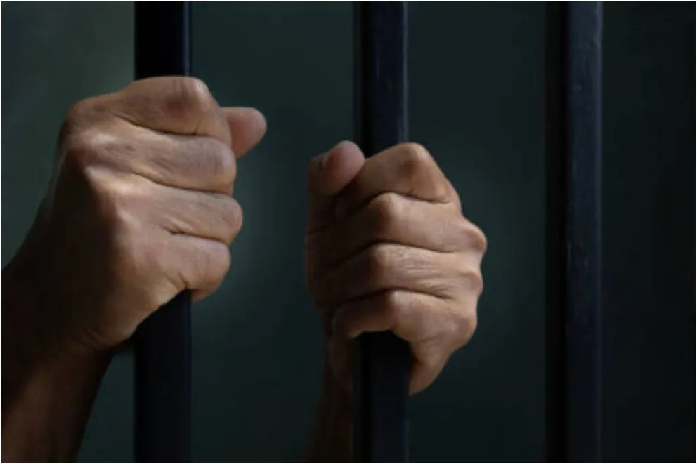 Condenan a tres sujetos por homicidio registrado en Arrayán Costero