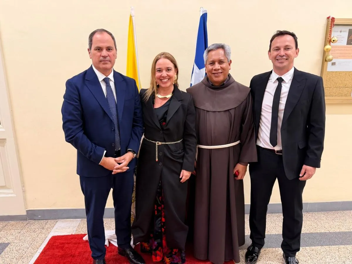 Gabriela Mistral: Exposición en Pontificia Universidad Antoniana