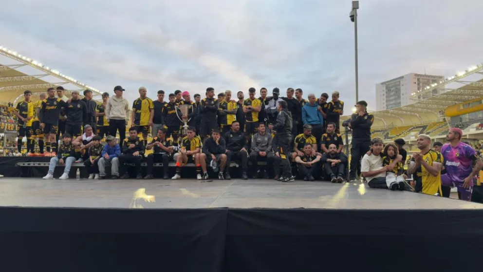 Coquimbo cierra el torneo goleando a la Unión Española por cuatro goles a dos