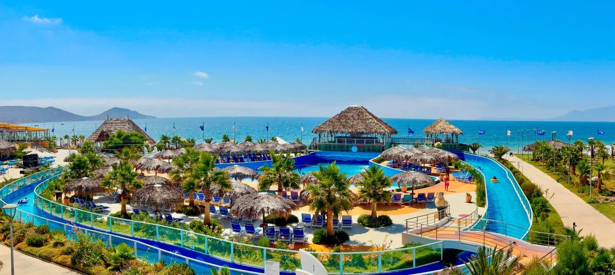 Rosa Agustina: Nuevas muestras en piscinas