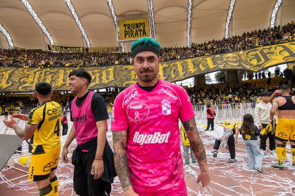 Diego “Mono” Sánchez renueva y seguirá defendiendo el arco de Coquimbo Unido