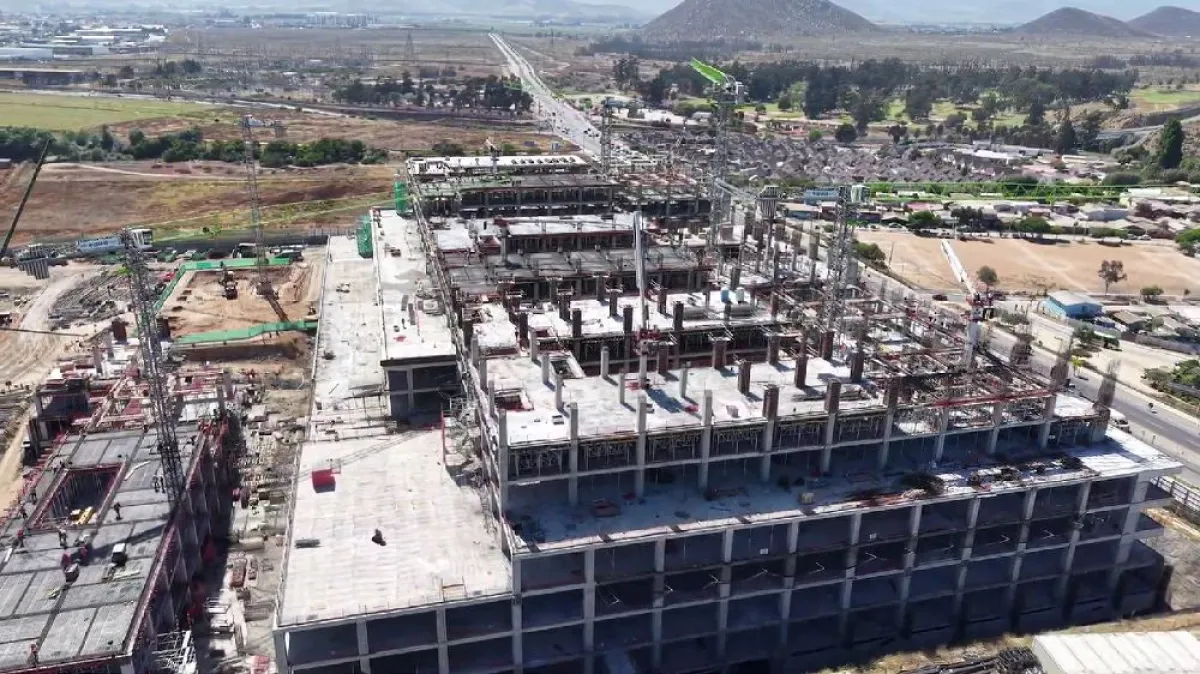 Avance del 24% en Hospital de Coquimbo con siete pisos y espacios amplios Avance del 24% en Hospital de Coquimbo con siete pisos y espacios amplios