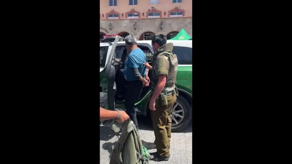 Detienen a sujeto que tomaba fotografías a mujeres en el centro de La Serena