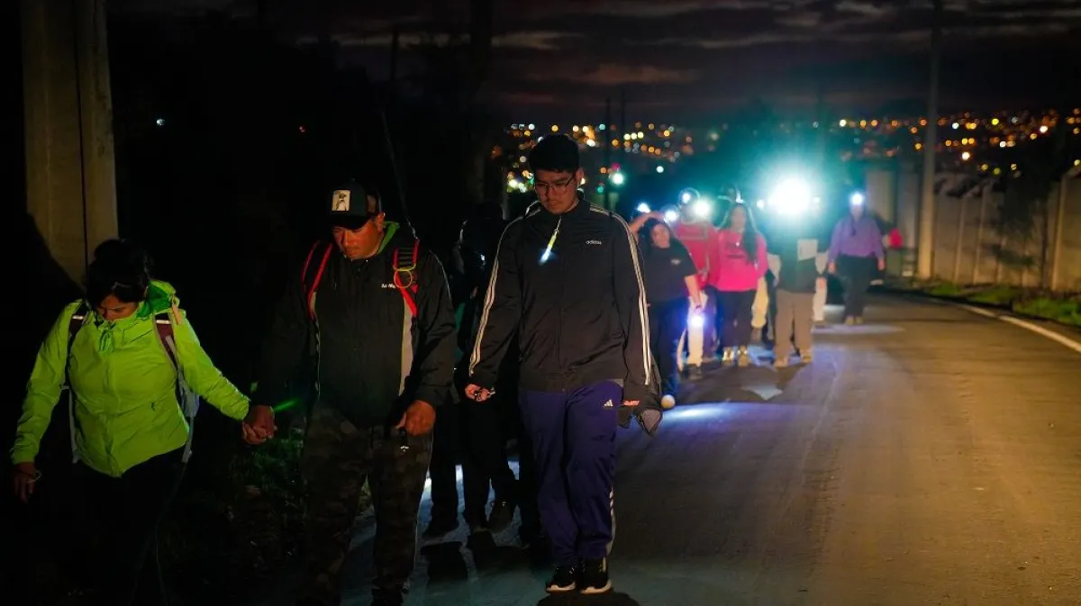 Trekking nocturno al Cerro La Cruz en Ovalle Trekking nocturno al Cerro La Cruz en Ovalle