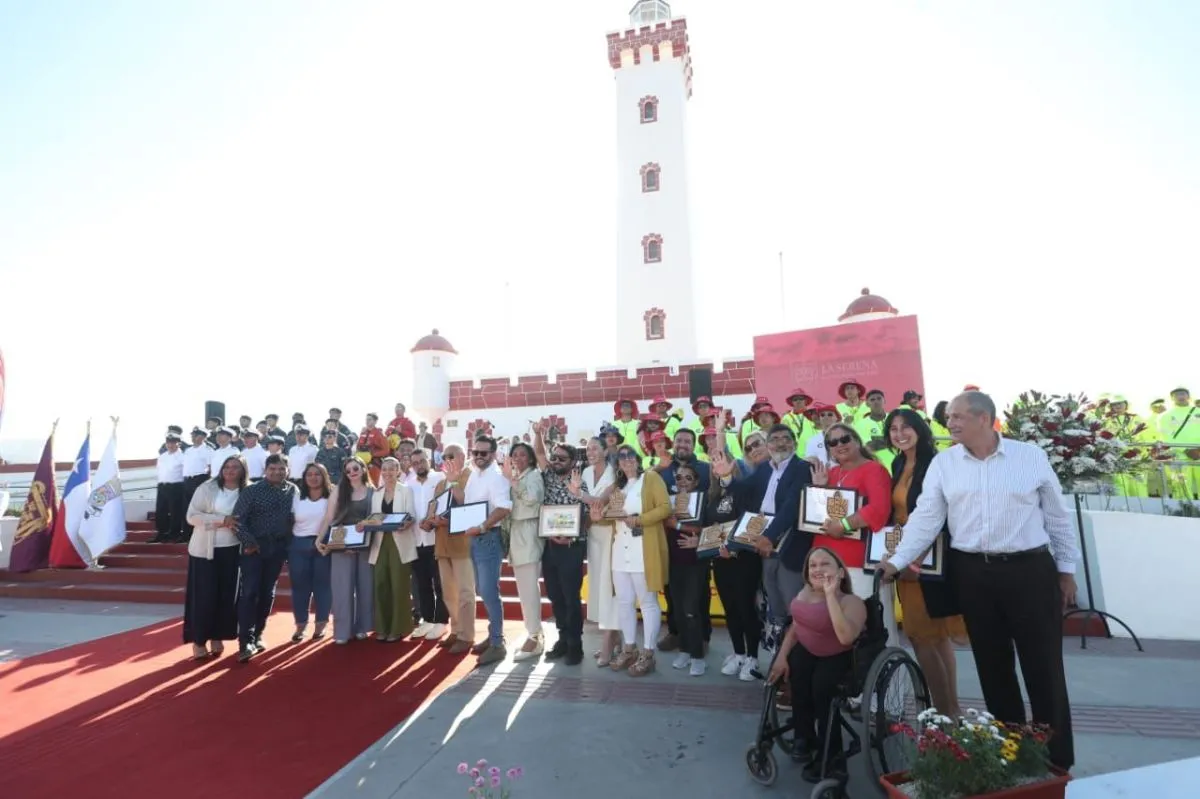 Verano inicia con sunset en Faro Monumental La Serena y Coquimbo
