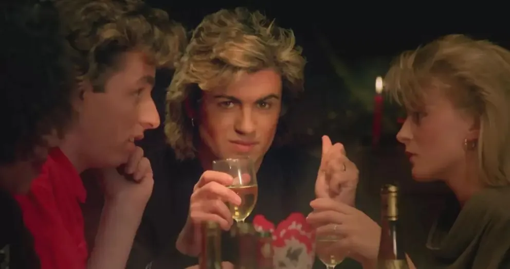 Conoce la canción que destronó a "All I Want For Christmas Is You", de Mariah Carey, esta Navidad