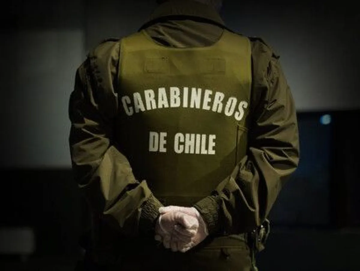 Carabineros detiene a prófugo por homicidio durante fiscalización en servicentro de La Florida