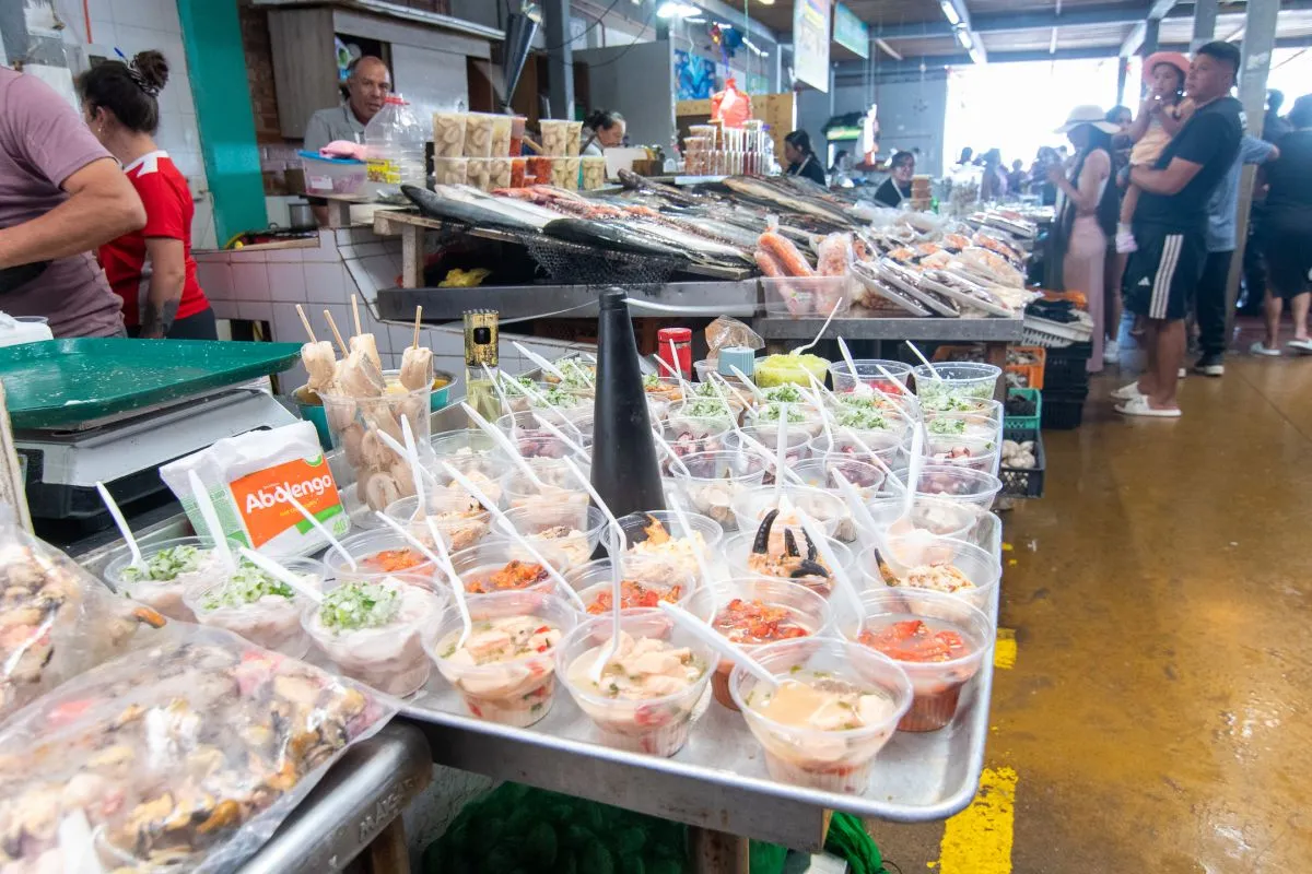 Tongoy se reactiva tras golpe de la marea roja