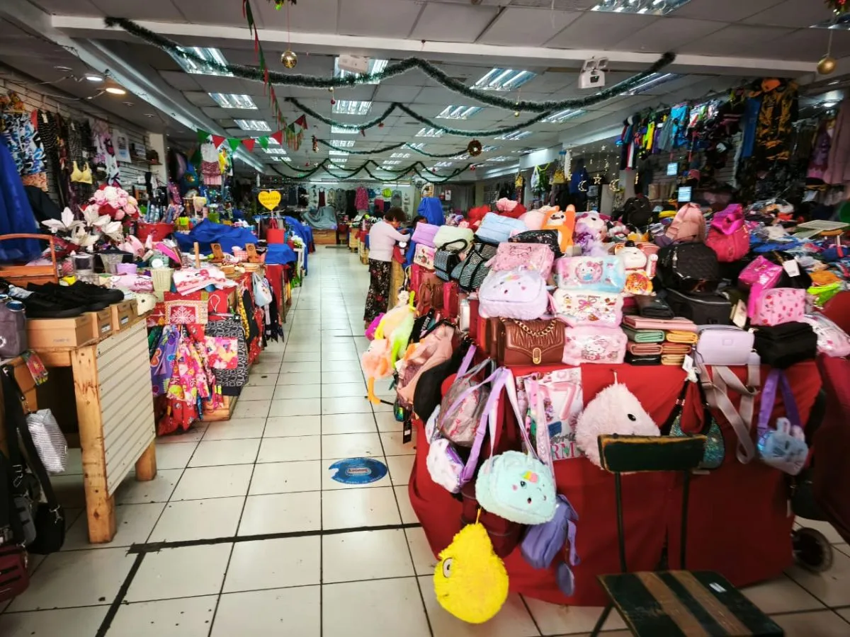 Ambulantes de Coquimbo se trasladan a galerías con apoyo municipal