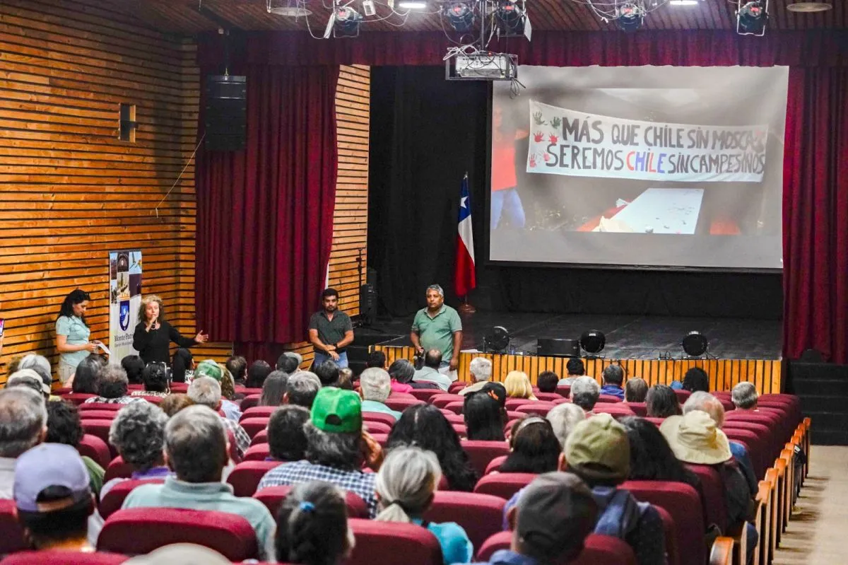 Cuestionan ausencia de ministra de Agricultura en Monte Patria