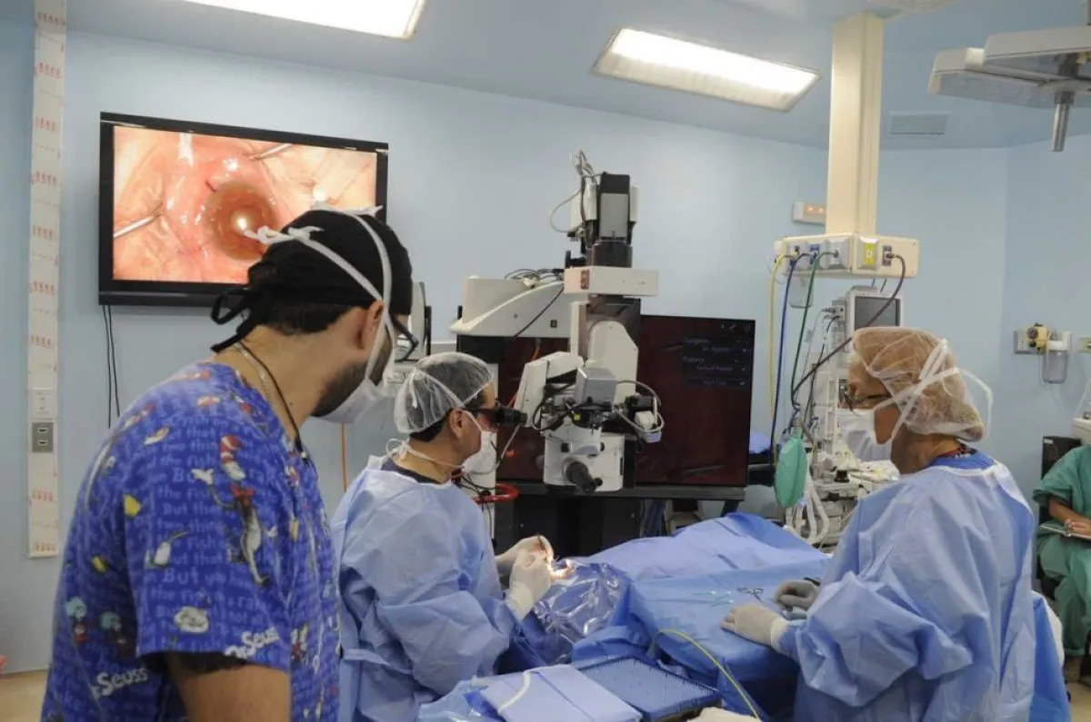 Becas Coquimbo forman 111 médicos especialistas