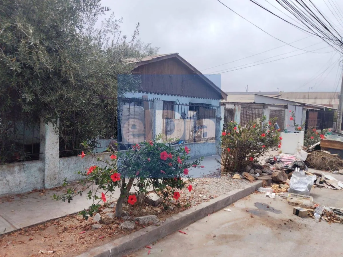Foco de basura denunciado por vecinos en Tierras Blancas desde hace 5 años