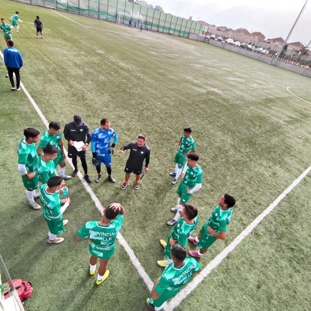 Provincial Ovalle enciende motores con primera práctica de fútbol