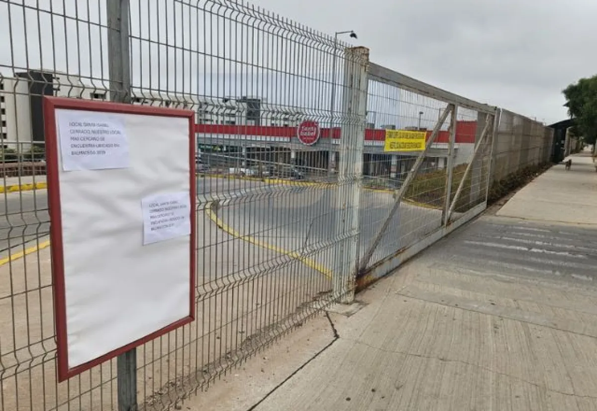 Niño de 4 años sufre descarga eléctrica en supermercado La Serena Niño de 4 años sufre descarga eléctrica en supermercado La Serena