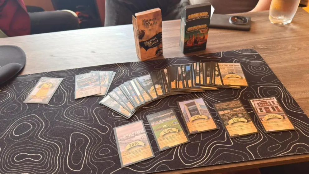 ¿Cuánto sabes de Coquimbo? Crean juego de cartas que pone en valor la historia del puerto