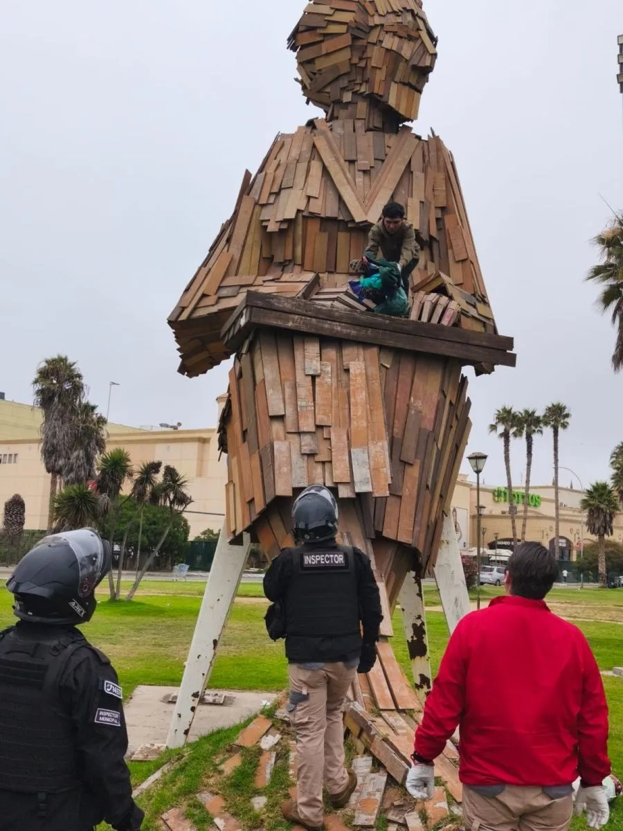 Erradicación de rucos en La Serena: 10 retenidos, uno sobre escultura de Gabriela Mistral Erradicación de rucos en La Serena: 10 retenidos, uno sobre escultura de Gabriela Mistral