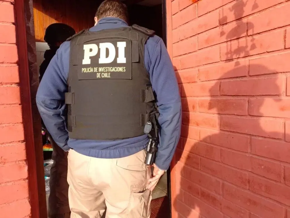 ‘Lanzas’ de la Pampilla continuaron con robos: más de $21 millones sustraídos en servicentro