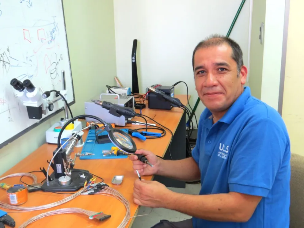 Auxiliar técnico de la USerena participará en  experimento científico