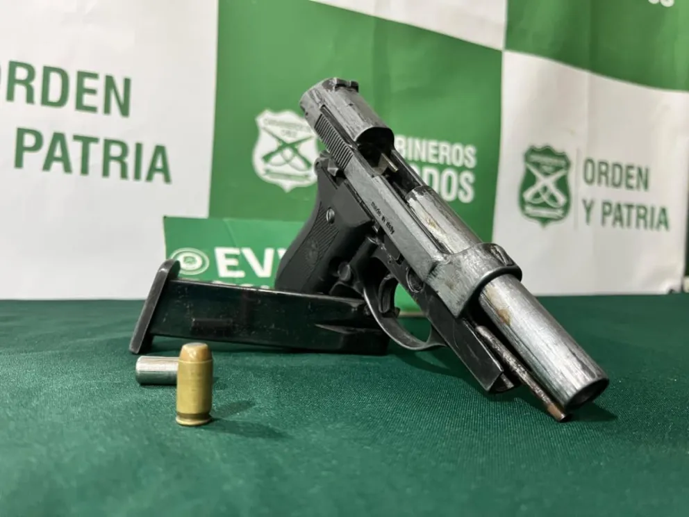 Decomisan arma y detienen a tres sujetos en Coquimbo