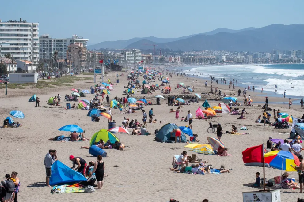 La Avenida del Mar concentra la mayor cantidad de visitantes durante los fines de semana largos. (Foto: El Día)