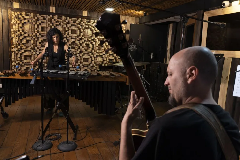 Improvisación y nuevas sonoridades: dúo Caiafa-Román estrenará disco en La Serena