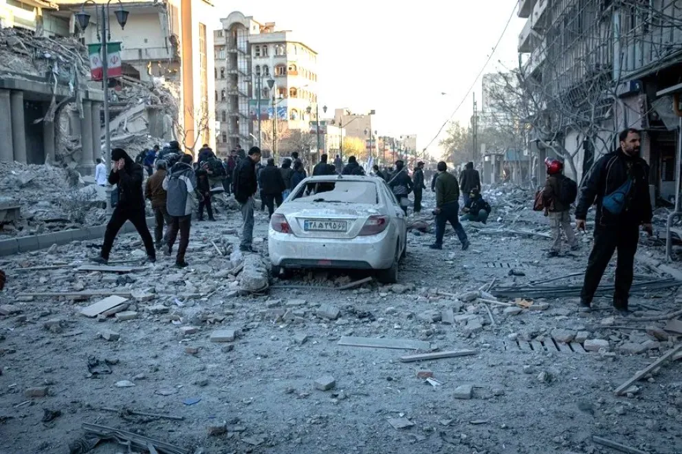 Guerra en Irán y alza del crudo remecen al mundo político