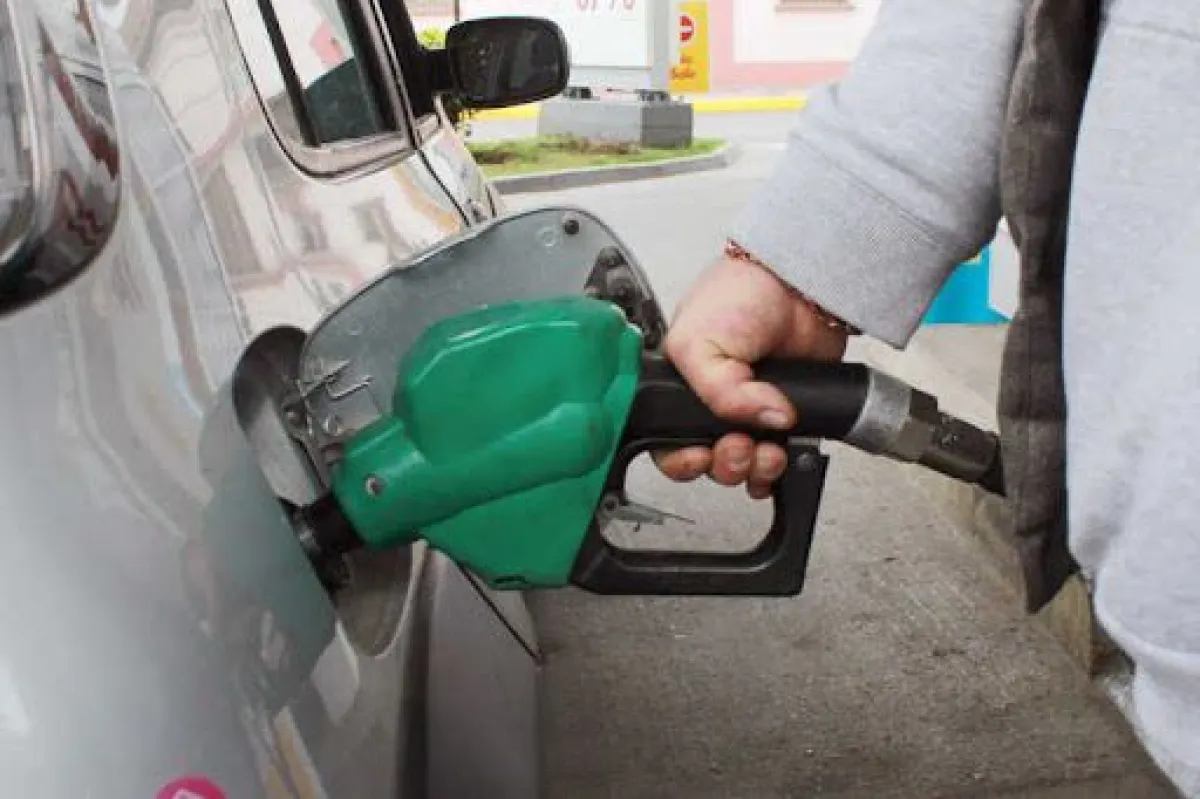 Pescadores artesanales demandan apoyo estatal ante alza de combustibles