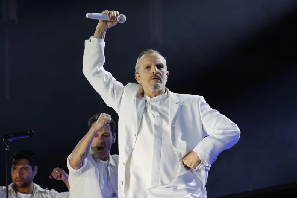 Miguel Bosé ha hecho de la ambigüedad uno de sus sellos distintivos. EFE/ Mauricio Dueñas Castañeda