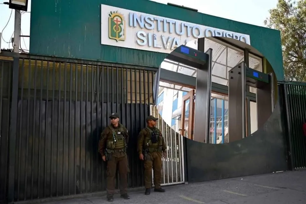 No descartan uso de detectores de metales en colegios